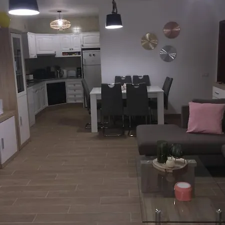 Casa A 40 M Playa * Коральео